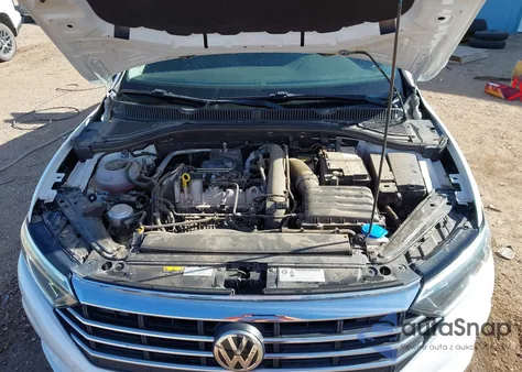 2019 Volkswagen Jetta 1.4T Sel Premium from USA, damaged, VIN 3VWG57BU9KM006515